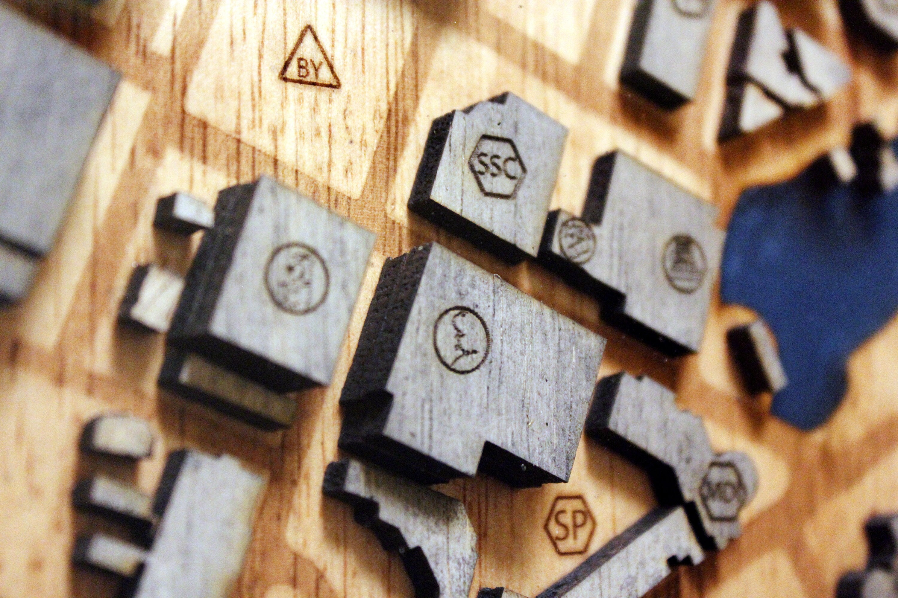 Universal Studios Florida - Wood Relief Carving - Theme Park - Shadow Box