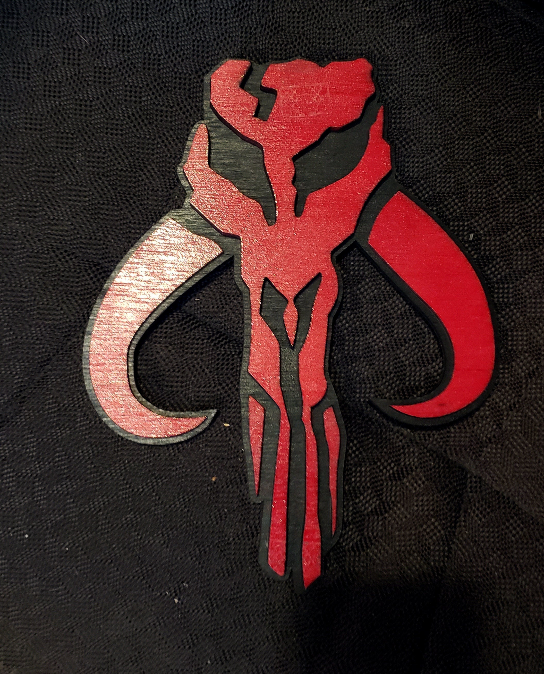 Star Wars - Mythosaur - Mandalorian Insignia - Wood Carved Sign