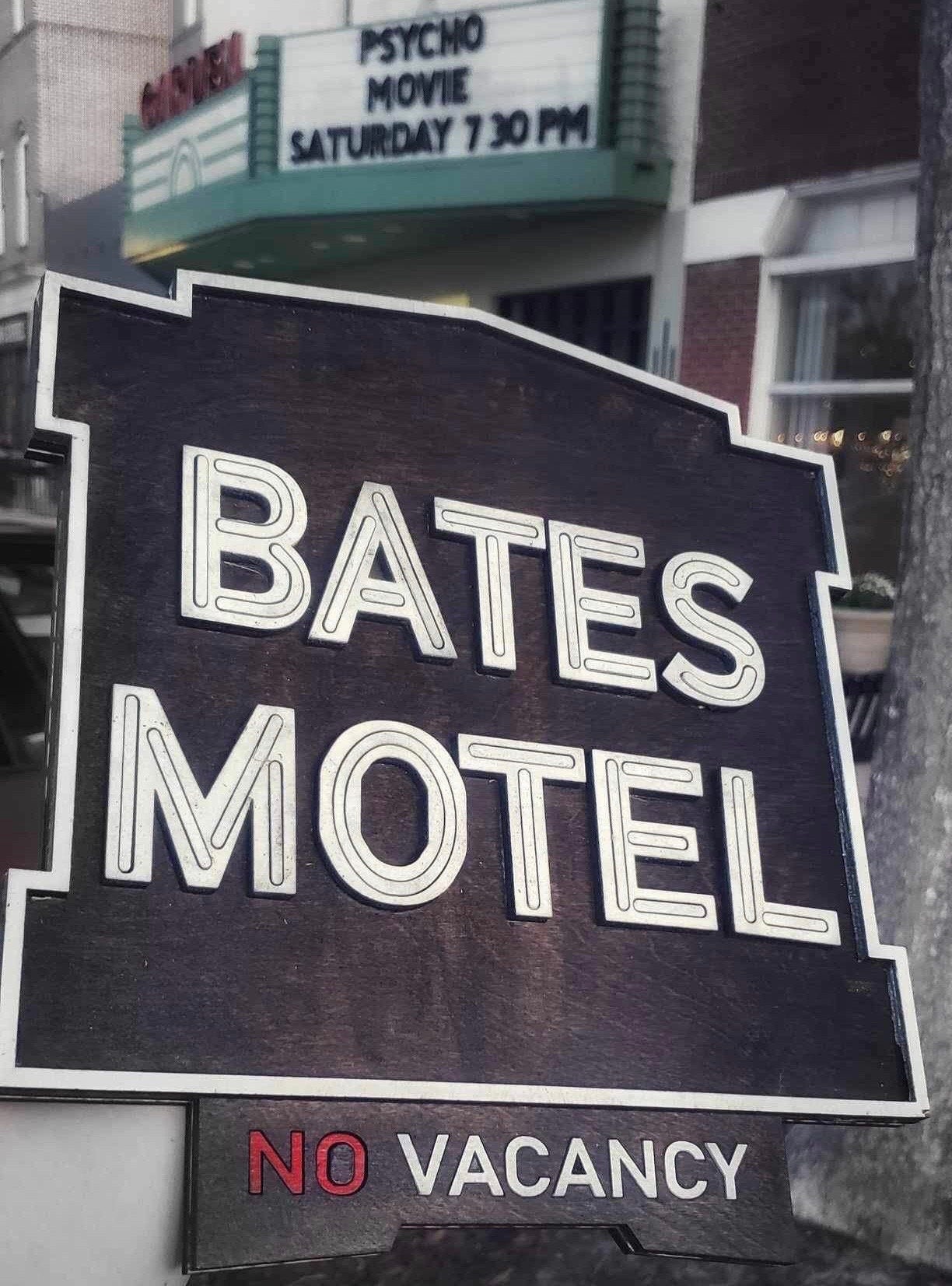 Bates Motel - Psycho - Horror Movie - Wood Carved Sign