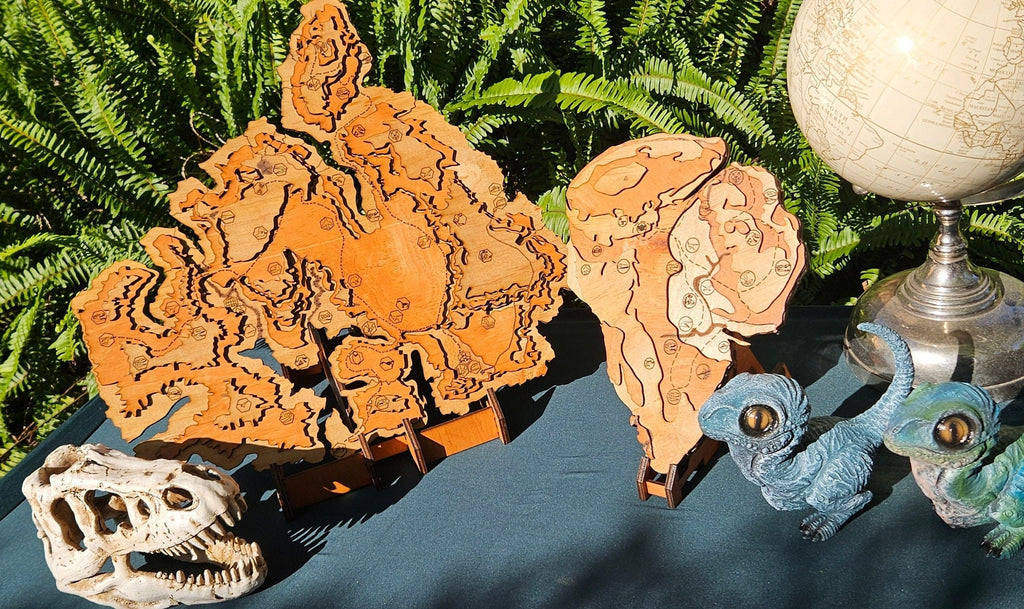 Jurassic Park - Isla Nublar - Wood Relief Carving - Stand