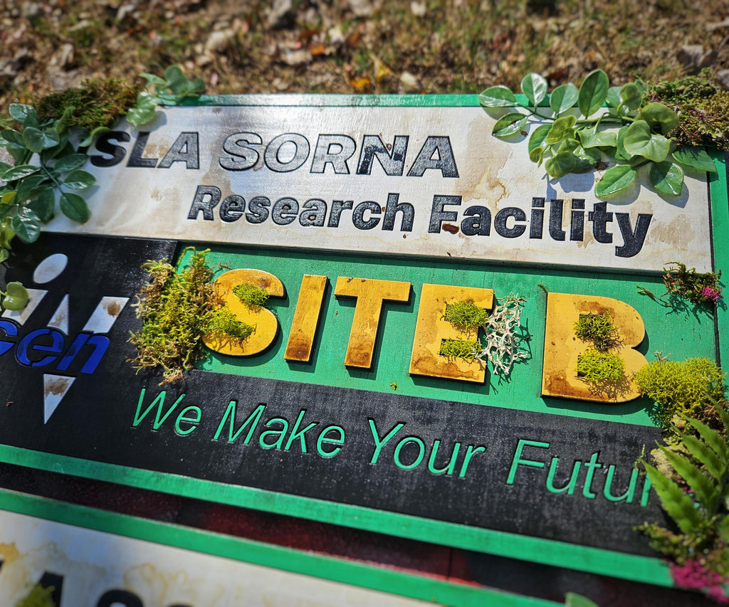 Isla Sorna Research Facility - Jurassic Park / The Lost World - Wood Carved Sign